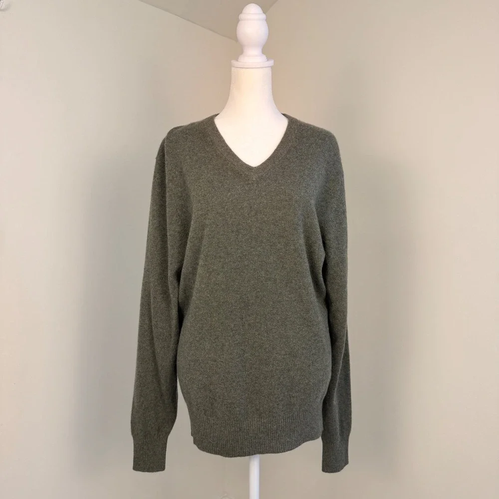 Cremieux 100% Cashmere V-Neck Sweater Mens Medium Olive Heather NWT Classic
